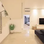 Vinka فيلة *