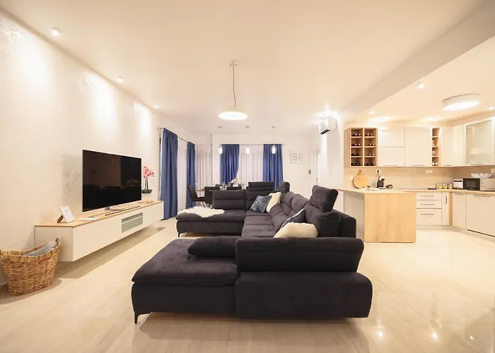 Villa Vinka *