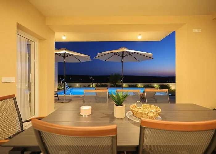 Vinka Villa Debeljak