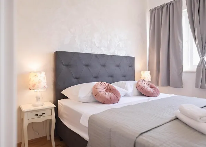 Villa Vinka *