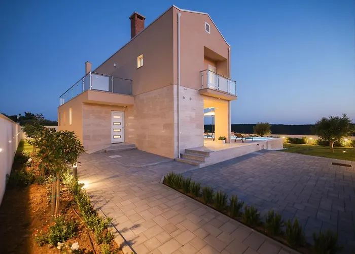 Villa Vinka *