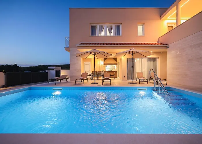 Vinka Villa Debeljak