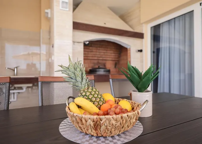 Vinka Villa *