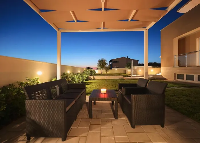 Villa Vinka Debeljak