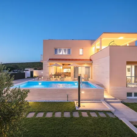 Villa Vinka Debeljak
