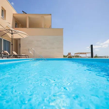 Vinka Villa