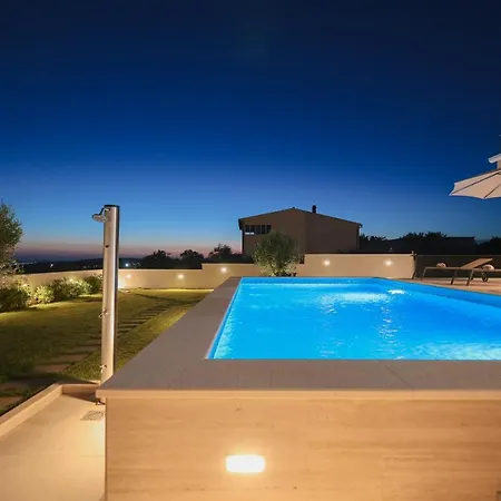 Vinka Villa *