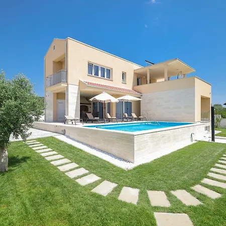 Villa Vinka Debeljak