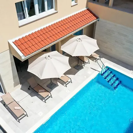 Vinka Villa *