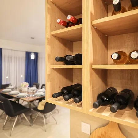 Vinka Villa *