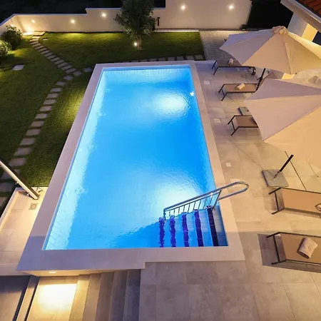 Villa Vinka Debeljak