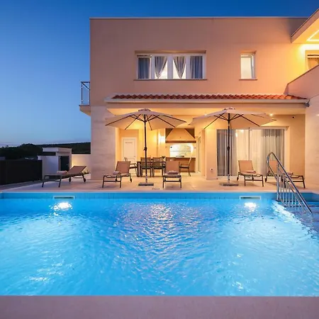 Vinka Villa Debeljak
